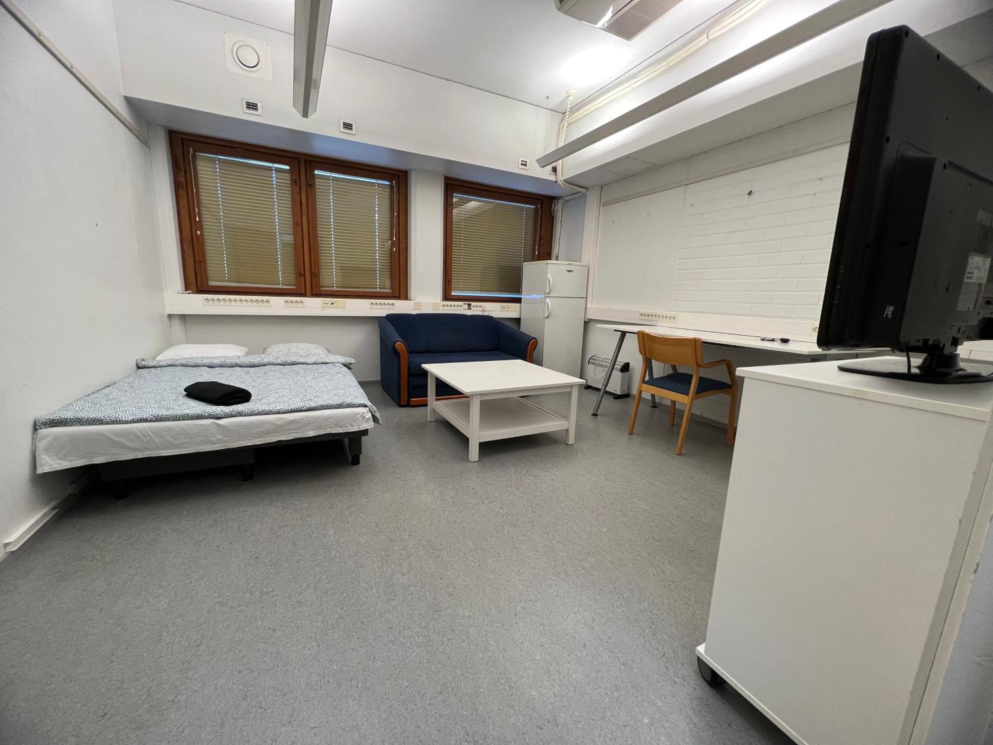 Office House Services 208